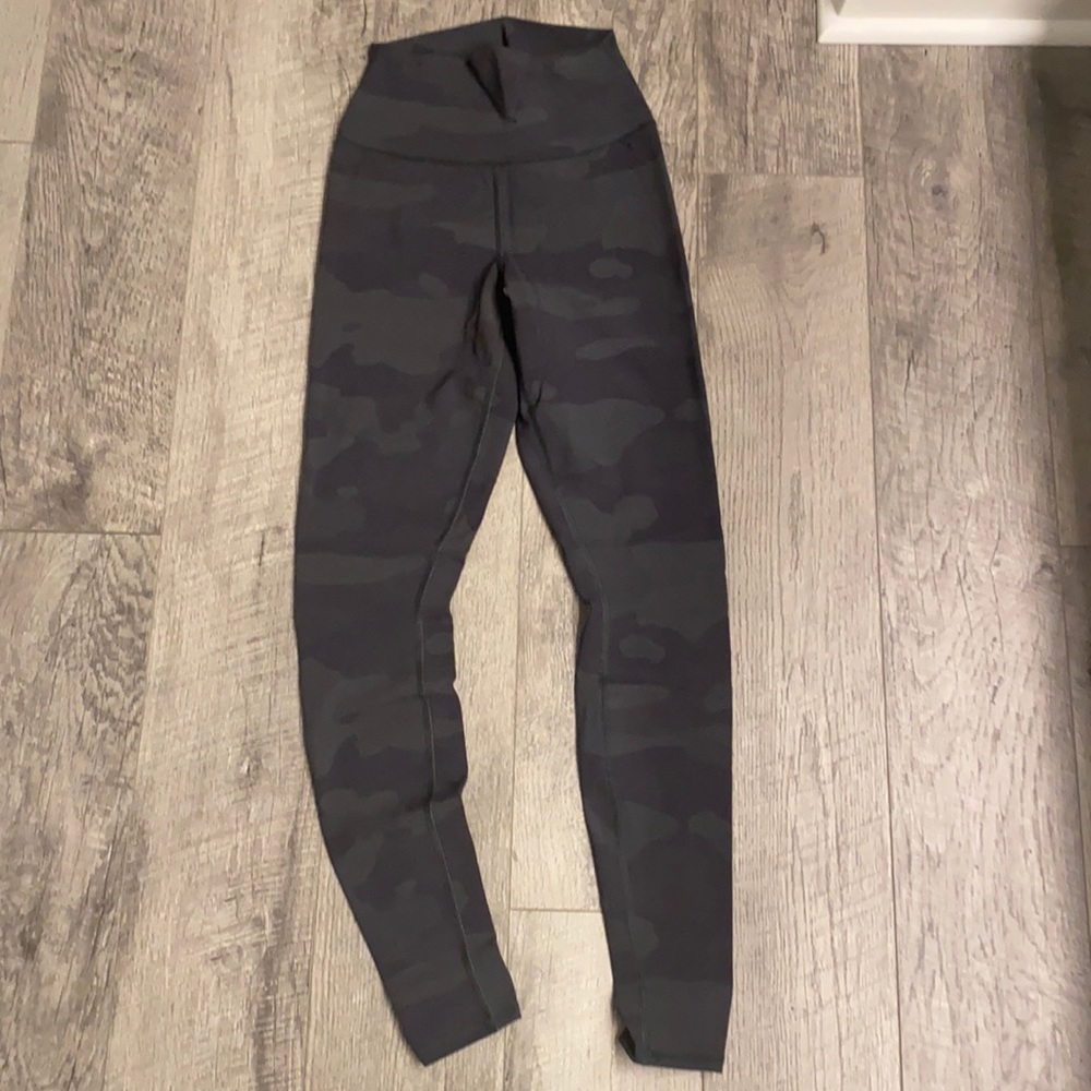 Alo camo leggings